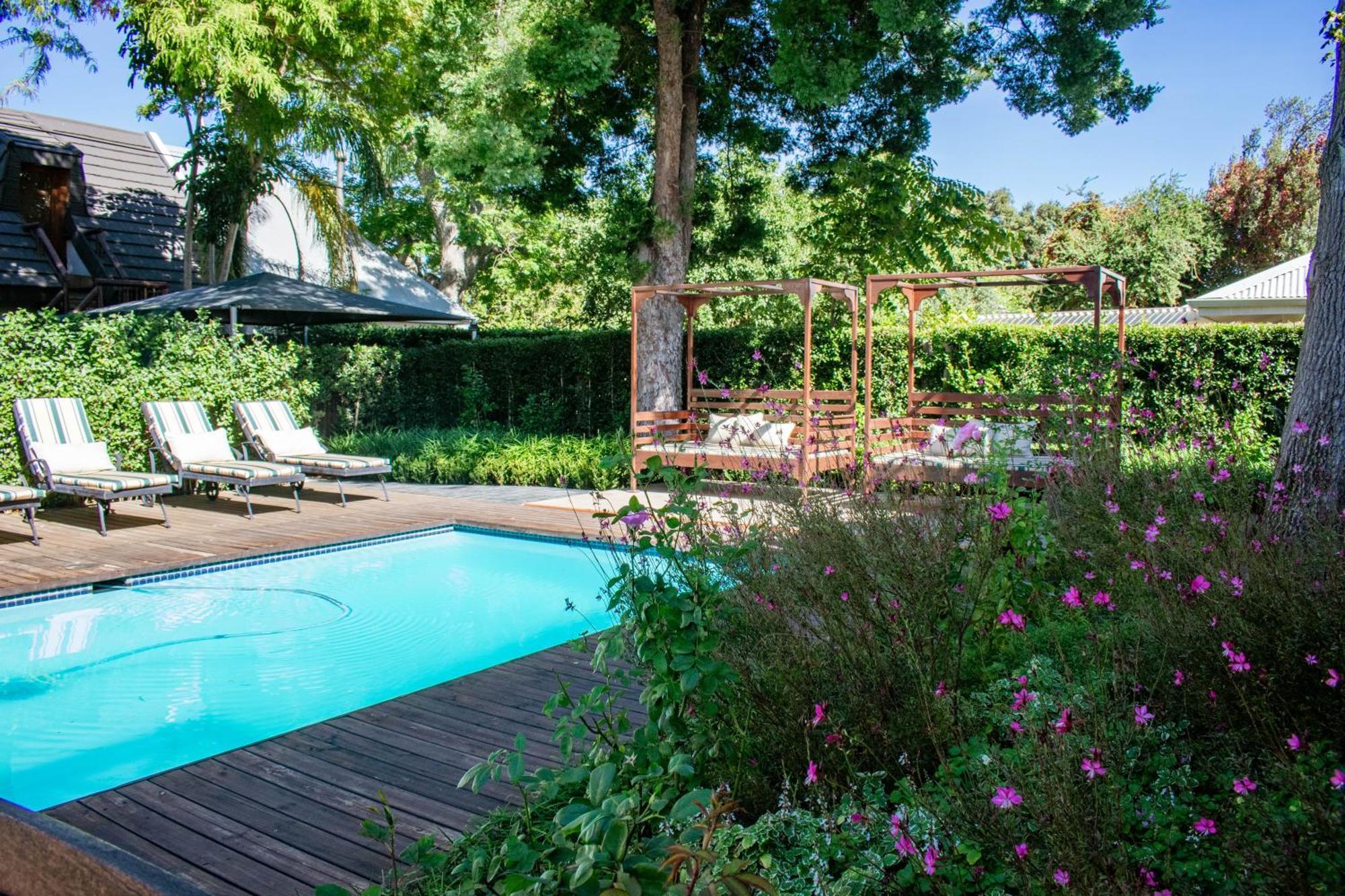 5 Seasons Guest House Стелленбос Экстерьер фото