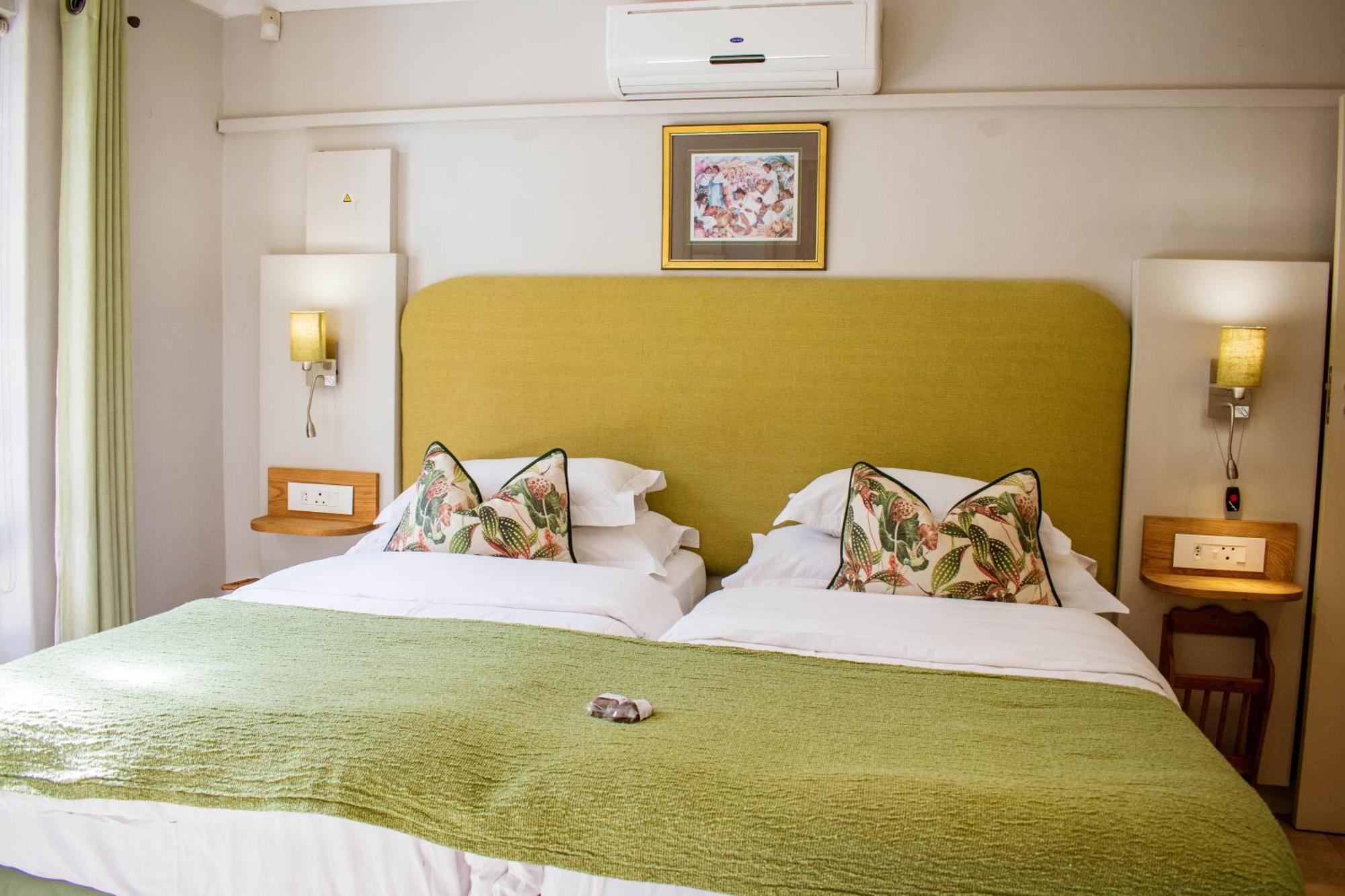 5 Seasons Guest House Стелленбос Экстерьер фото