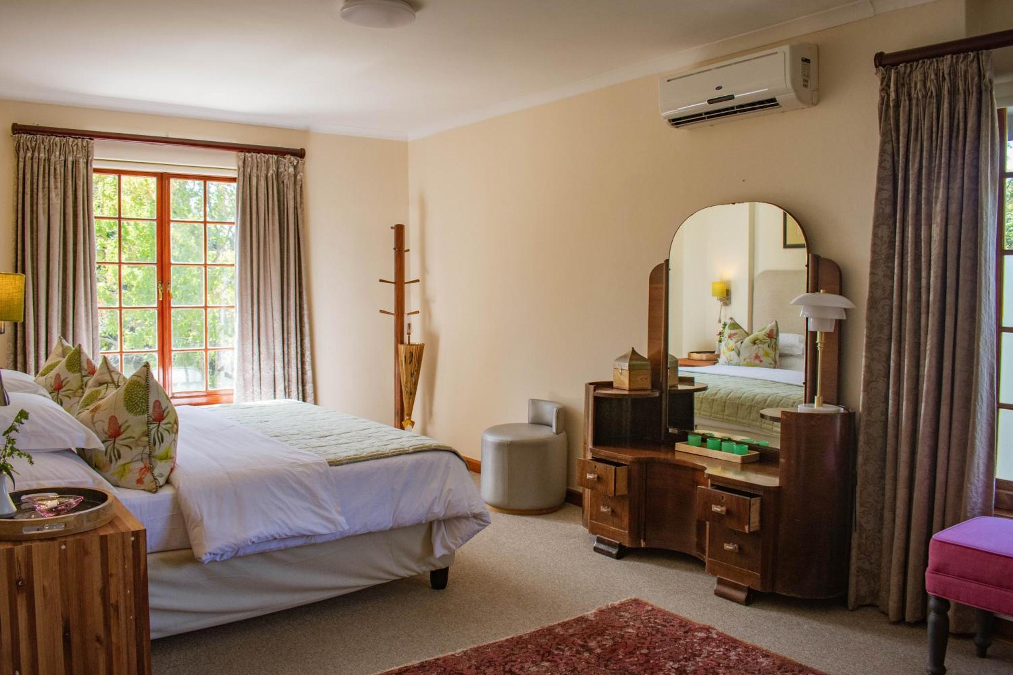 5 Seasons Guest House Стелленбос Экстерьер фото