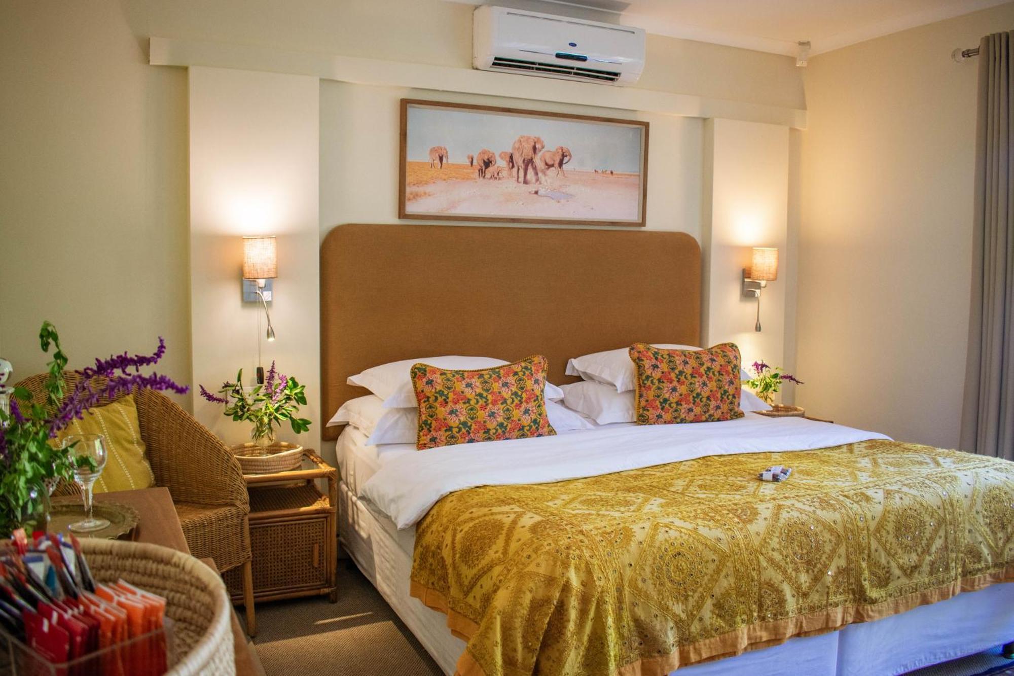 5 Seasons Guest House Стелленбос Экстерьер фото